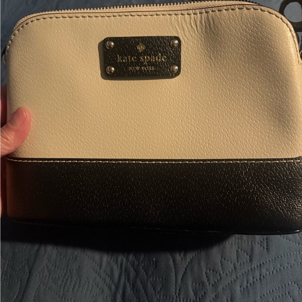 Kate Spade Black and Cream Crossbody